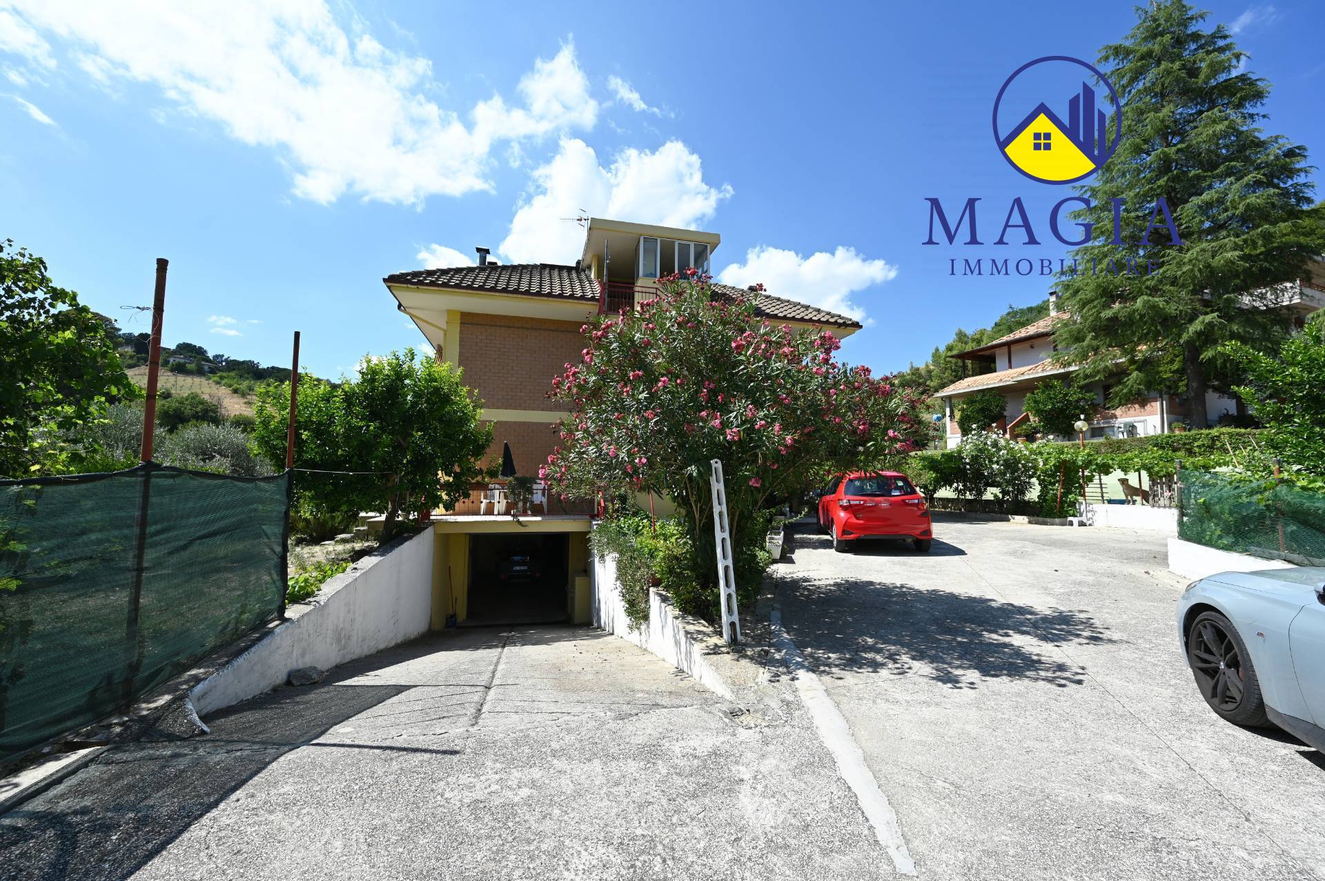 Villa in vendita a Ascoli Piceno, Campolungo