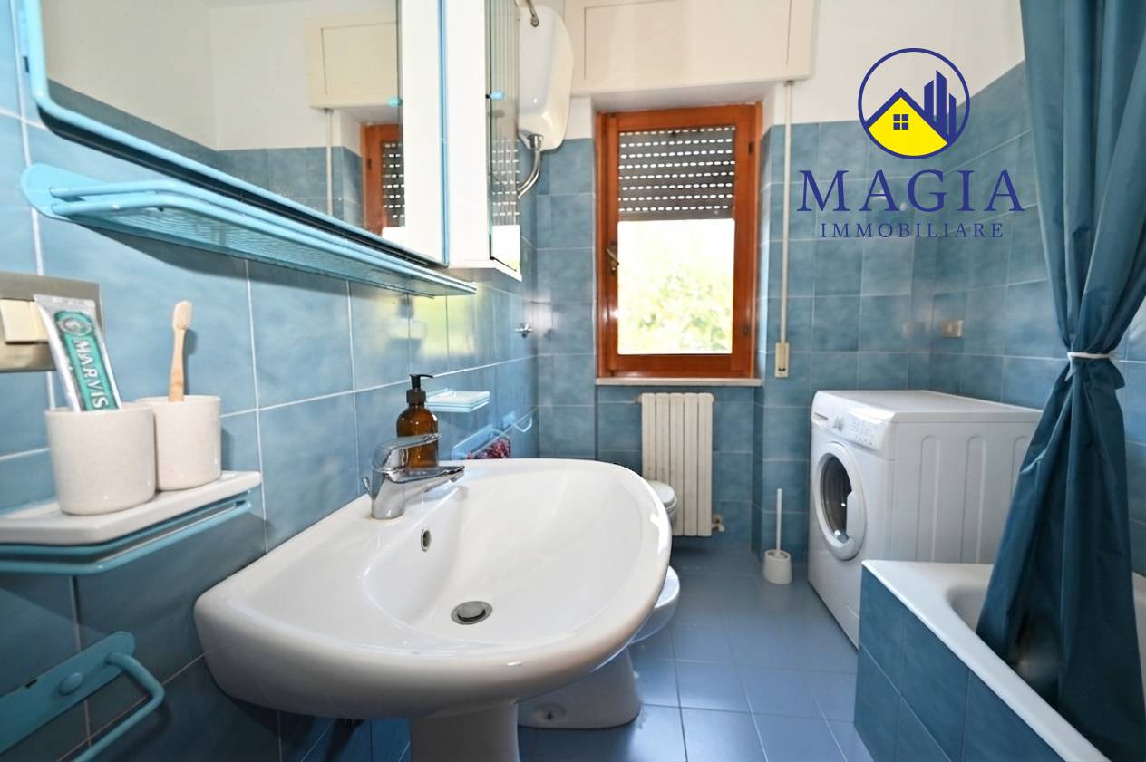 Villa in vendita a Ascoli Piceno, Campolungo
