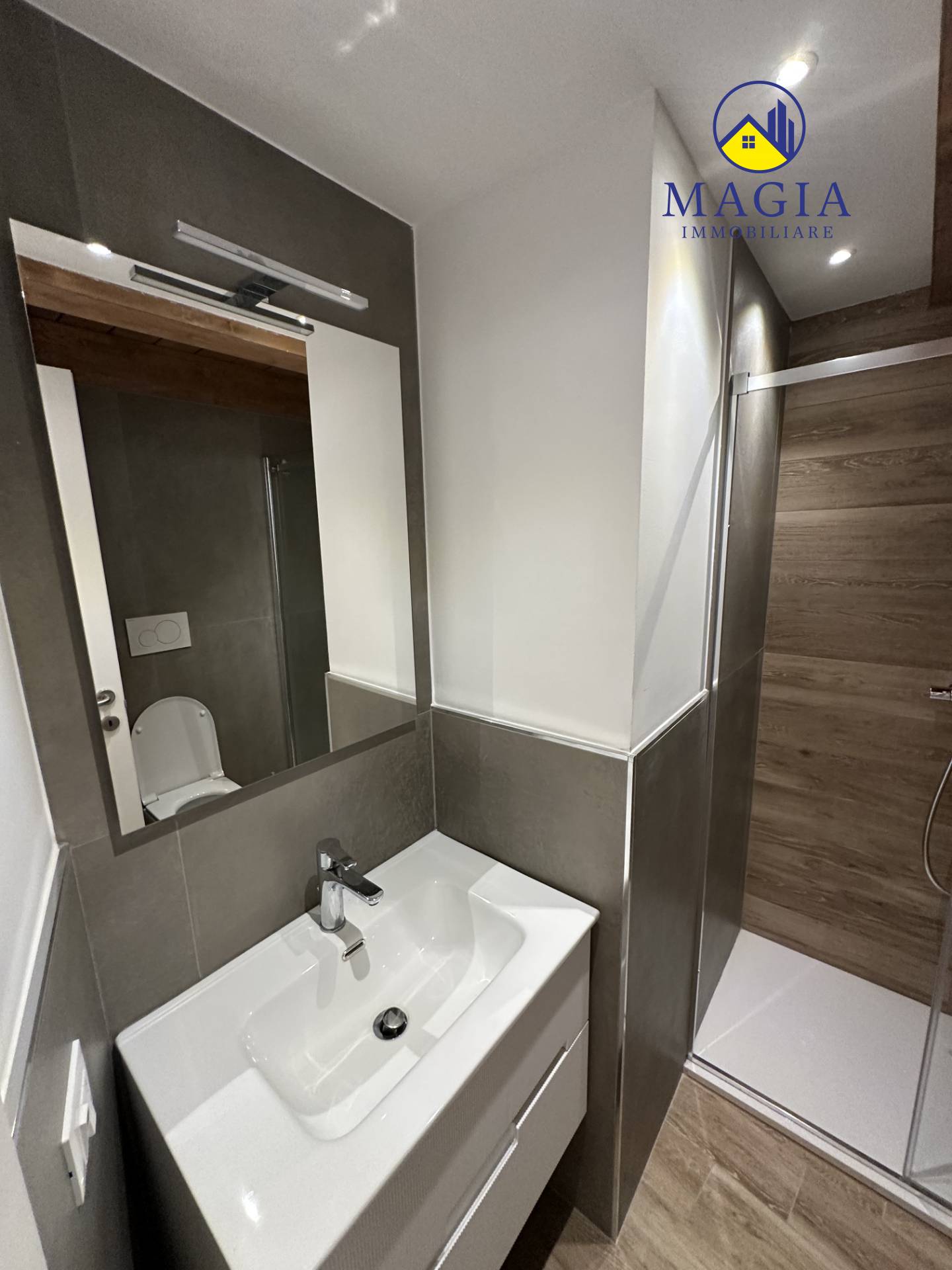 Casa Indipendente in vendita a Ascoli Piceno, Centro Storico