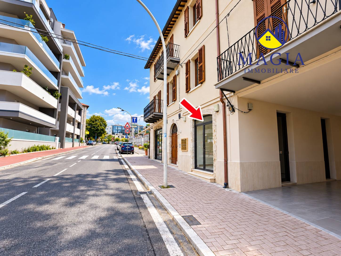 Locale commerciale in vendita a Ascoli Piceno, Porta Maggiore