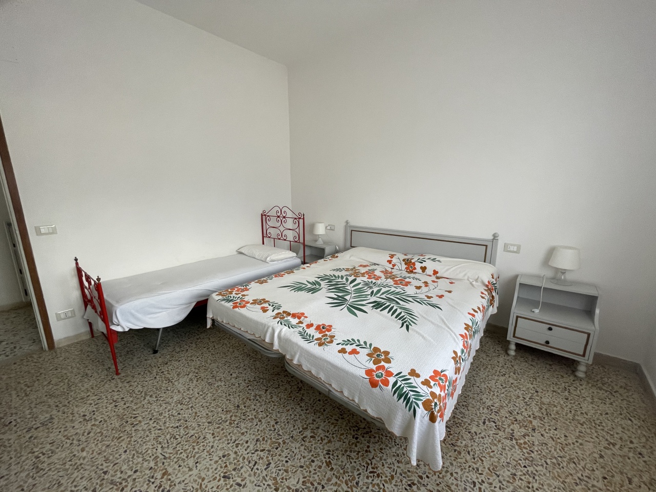 Casa vacanza 4 Locali arredata in affitto in via pantelleria, Follonica