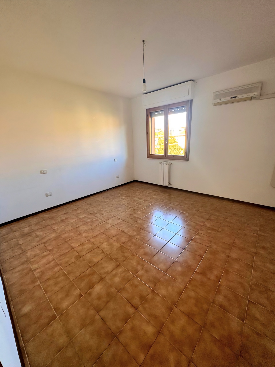 Appartamento con terrazzo in via piero gobetti, Gavorrano