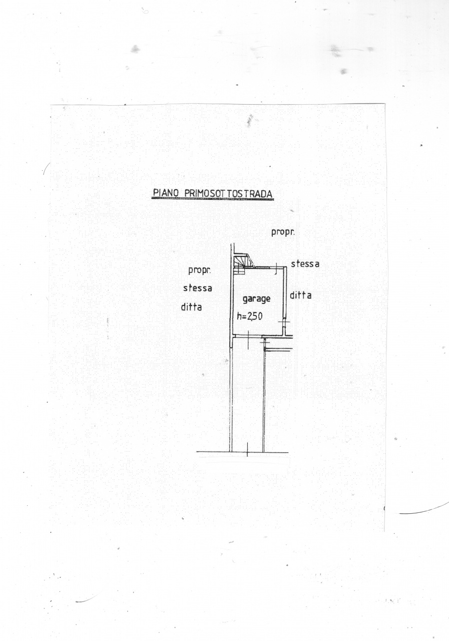 Villa con box doppio in via giorgi, Follonica