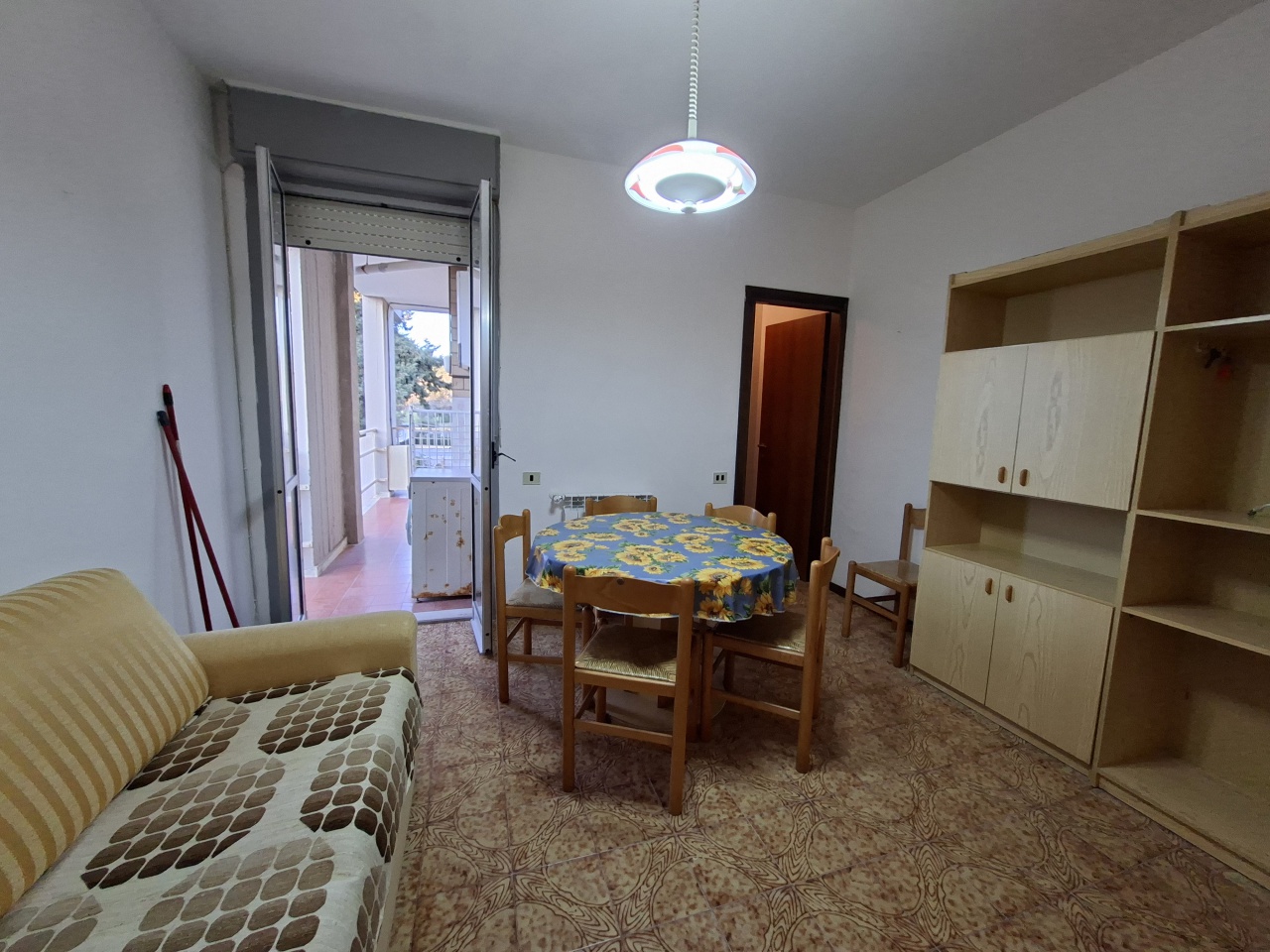 Bilocale con terrazzo in via dei pini, Follonica