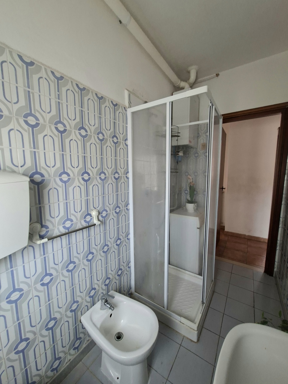 Quadrilocale con terrazzo in via due giugno, Follonica