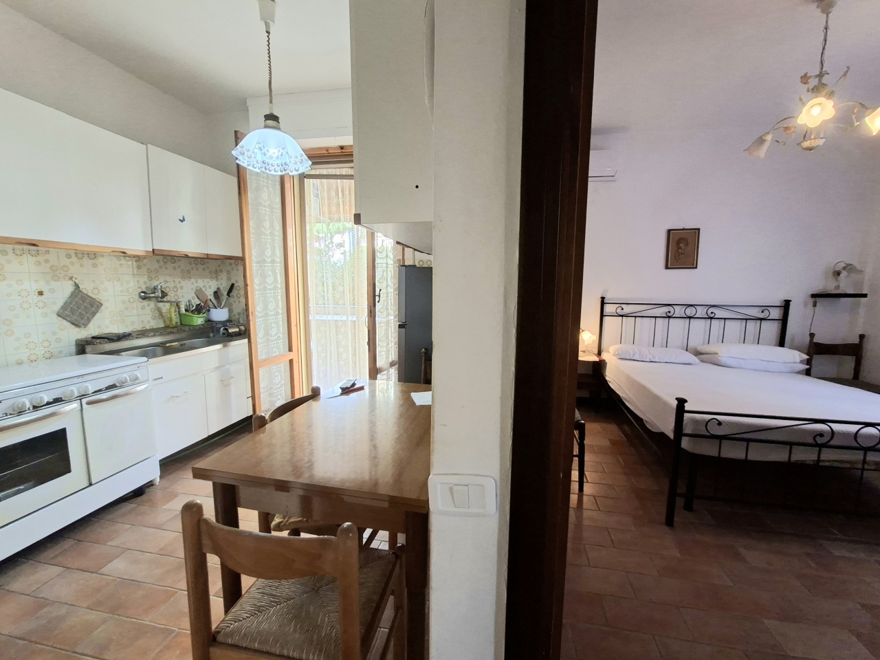 Trilocale con giardino in via lago di lugano, Follonica