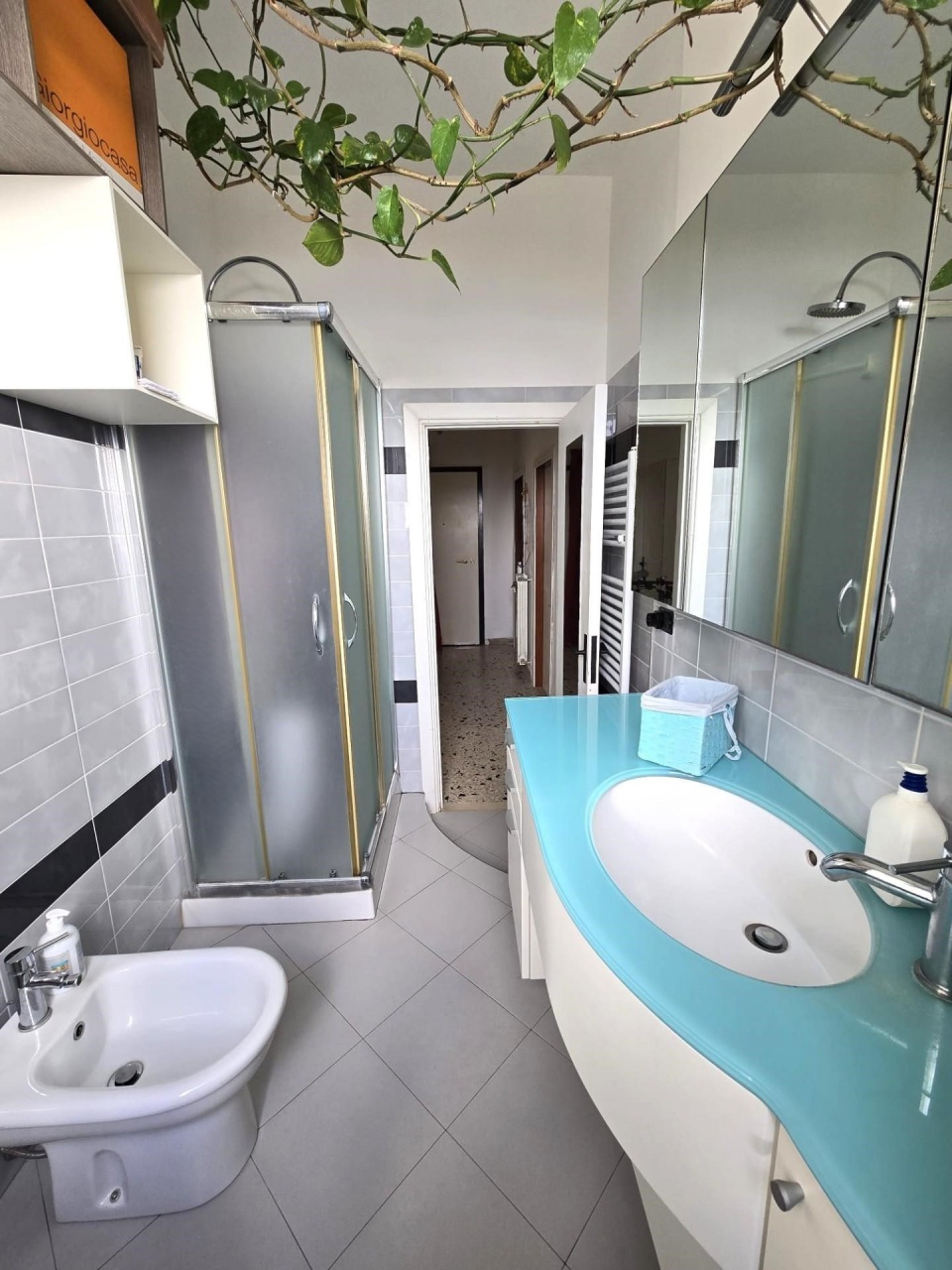 Quadrilocale vista mare in via serri, Follonica