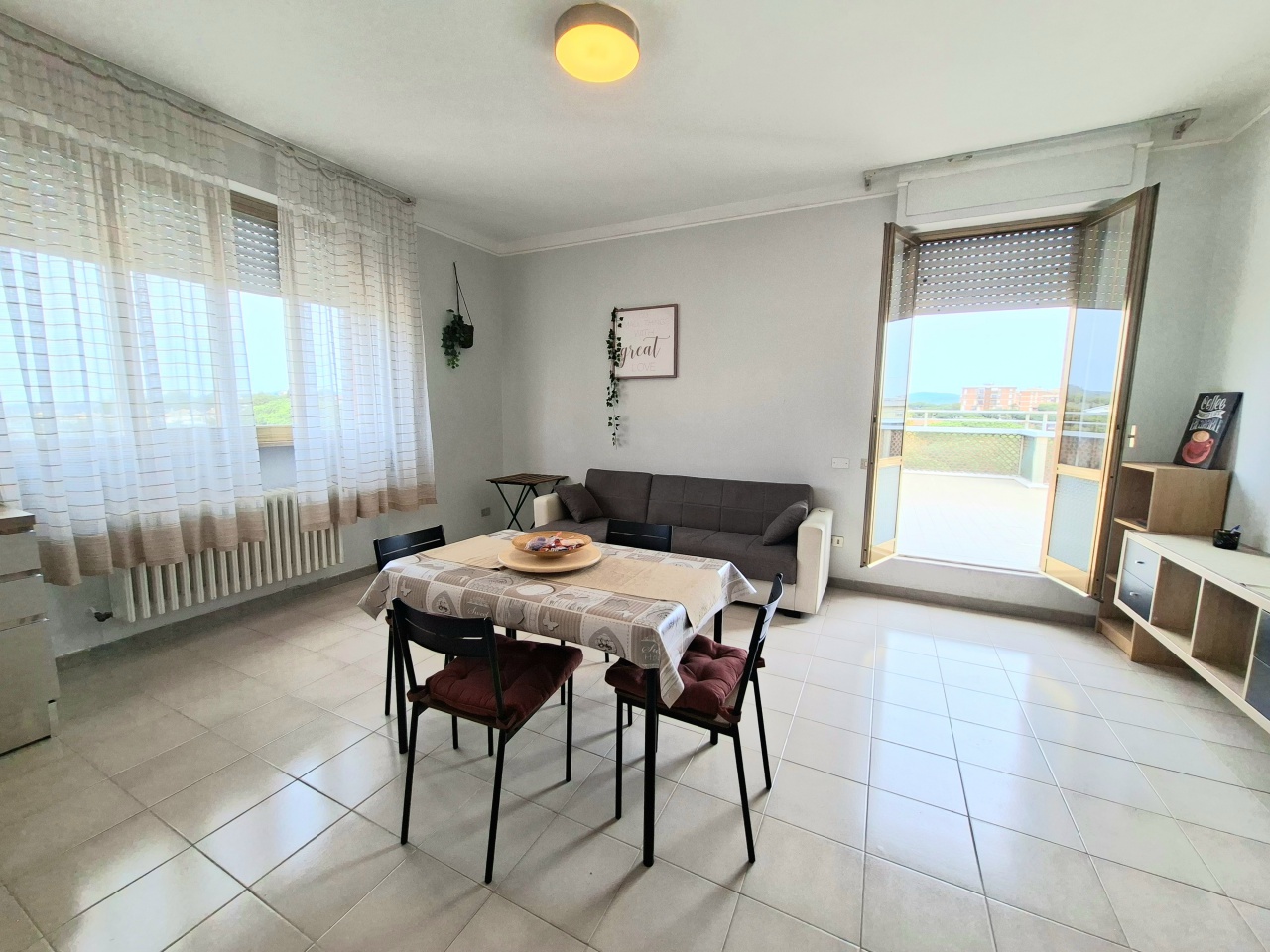 Attico arredato in affitto in via toscanini, Follonica