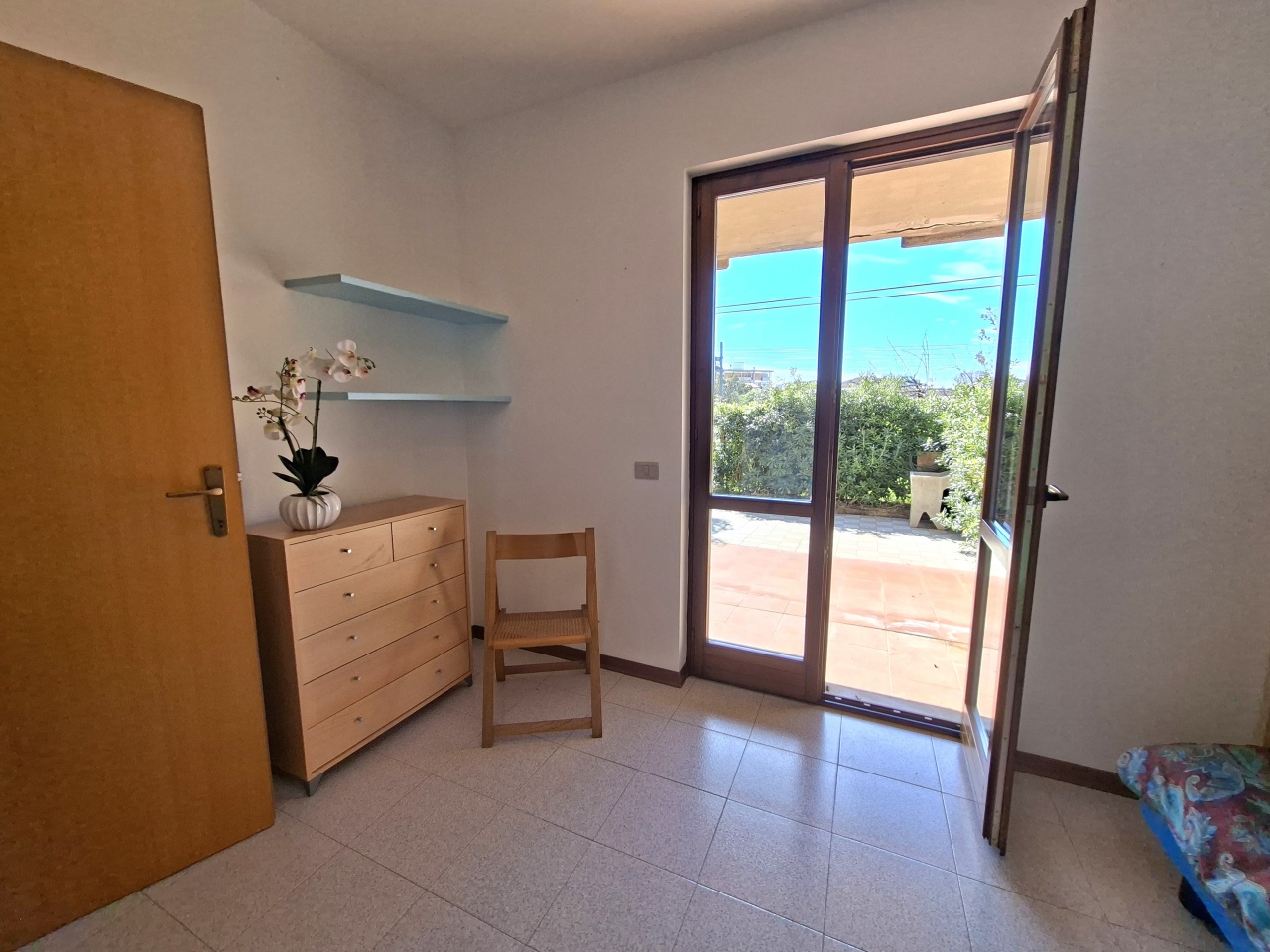 Trilocale arredato in affitto in via spinelli, Follonica