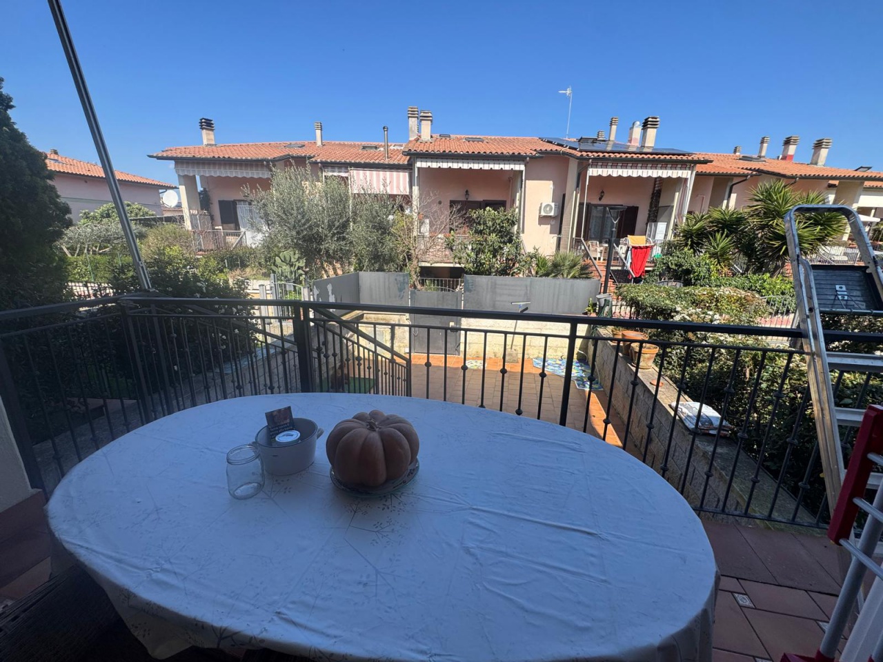 Casa indipendente in vendita in via giulio cesare, Scarlino