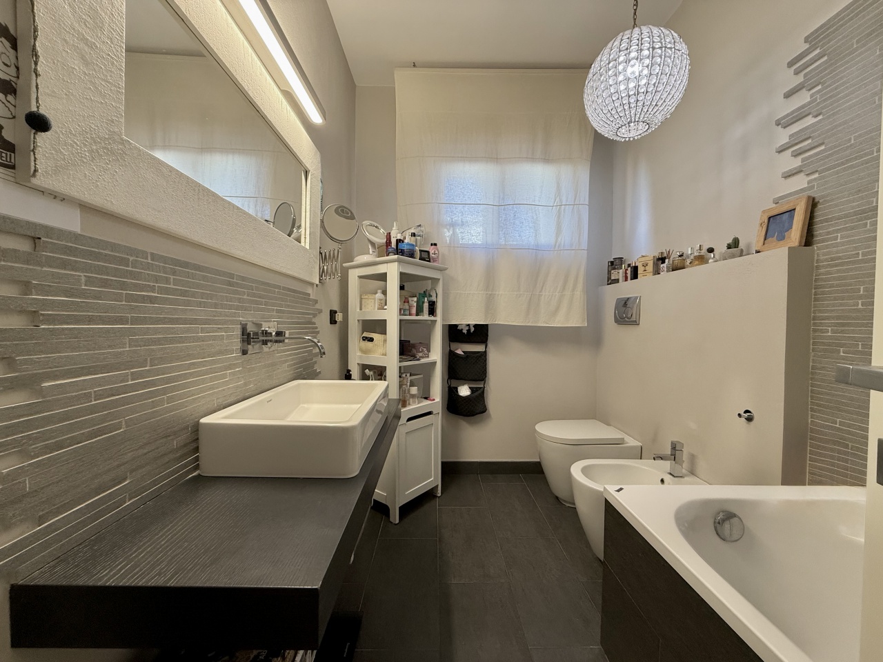 Quadrilocale con terrazzo in via lucania, Follonica