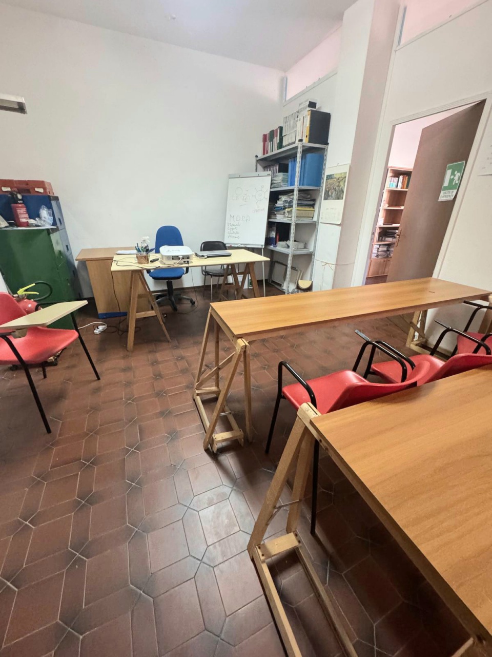 Attivit� commerciale in vendita in via boccaccio, Follonica