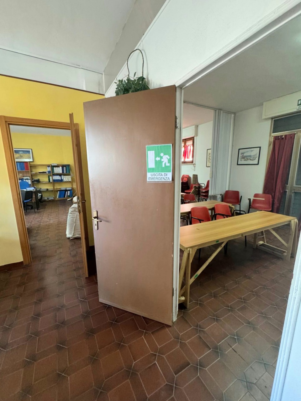 Attivit� commerciale in vendita in via boccaccio, Follonica