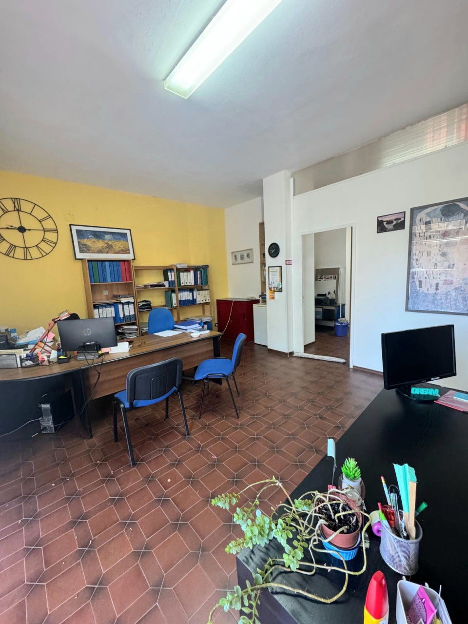 Attivit� commerciale in vendita in via boccaccio, Follonica
