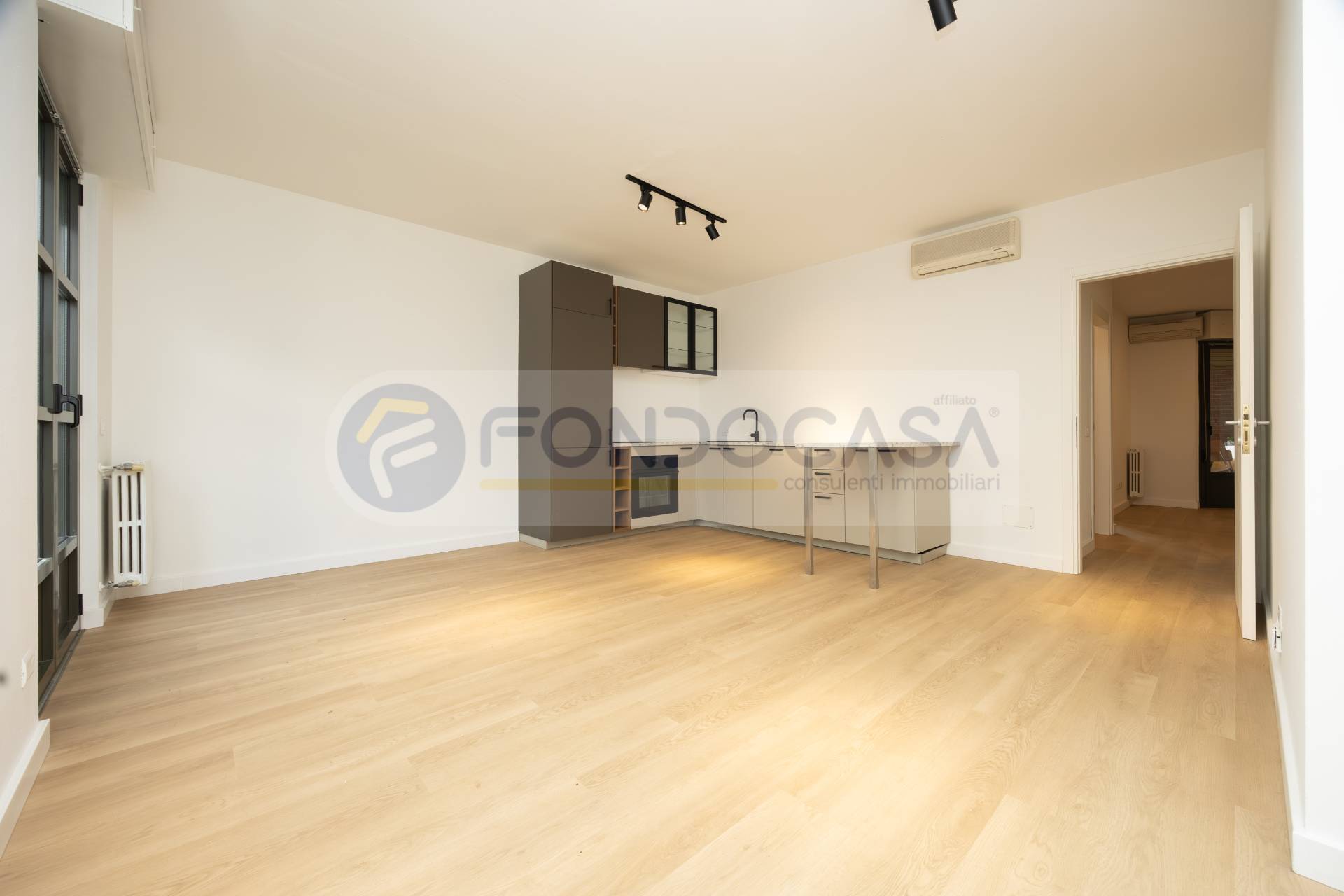 Appartamento in vendita a Milano, Quartiere Adriano