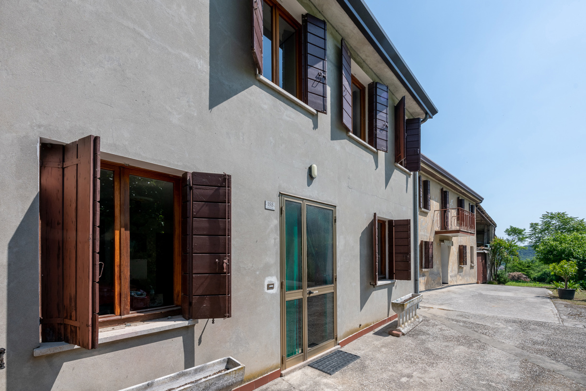 Villa Bifamiliare con box doppio a Galzignano Terme