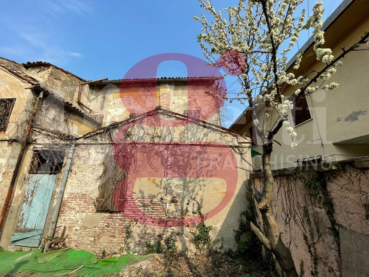 Villa da ristrutturare a Monselice