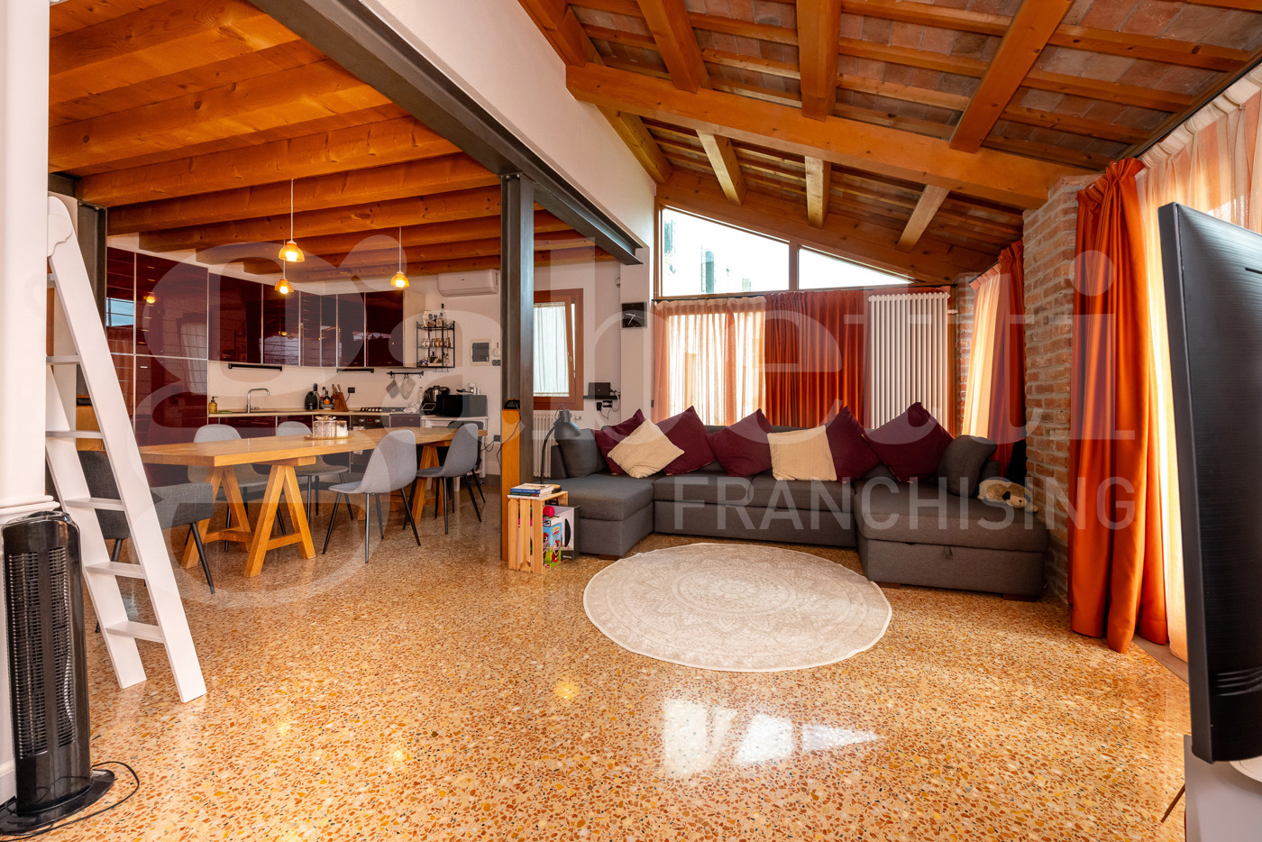 Casa indipendente con giardino a Galzignano Terme