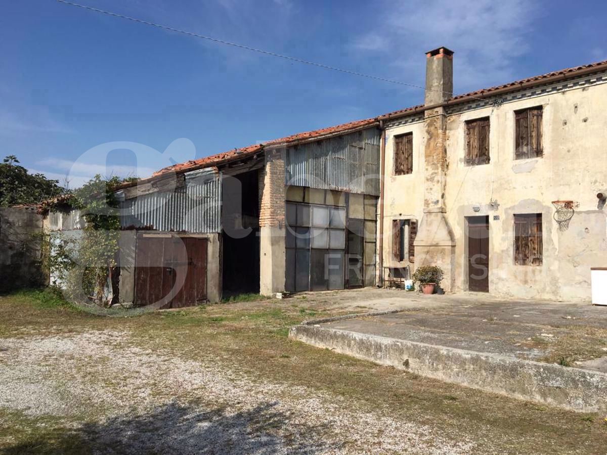 Villa Bifamiliare con giardino a Monselice