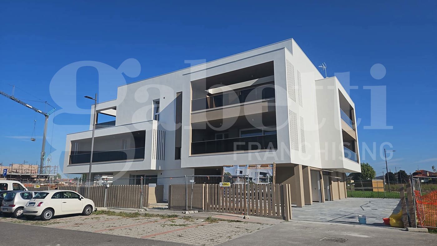 Appartamento con box a Albignasego