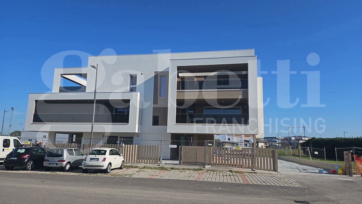 Quadrilocale con box a Albignasego