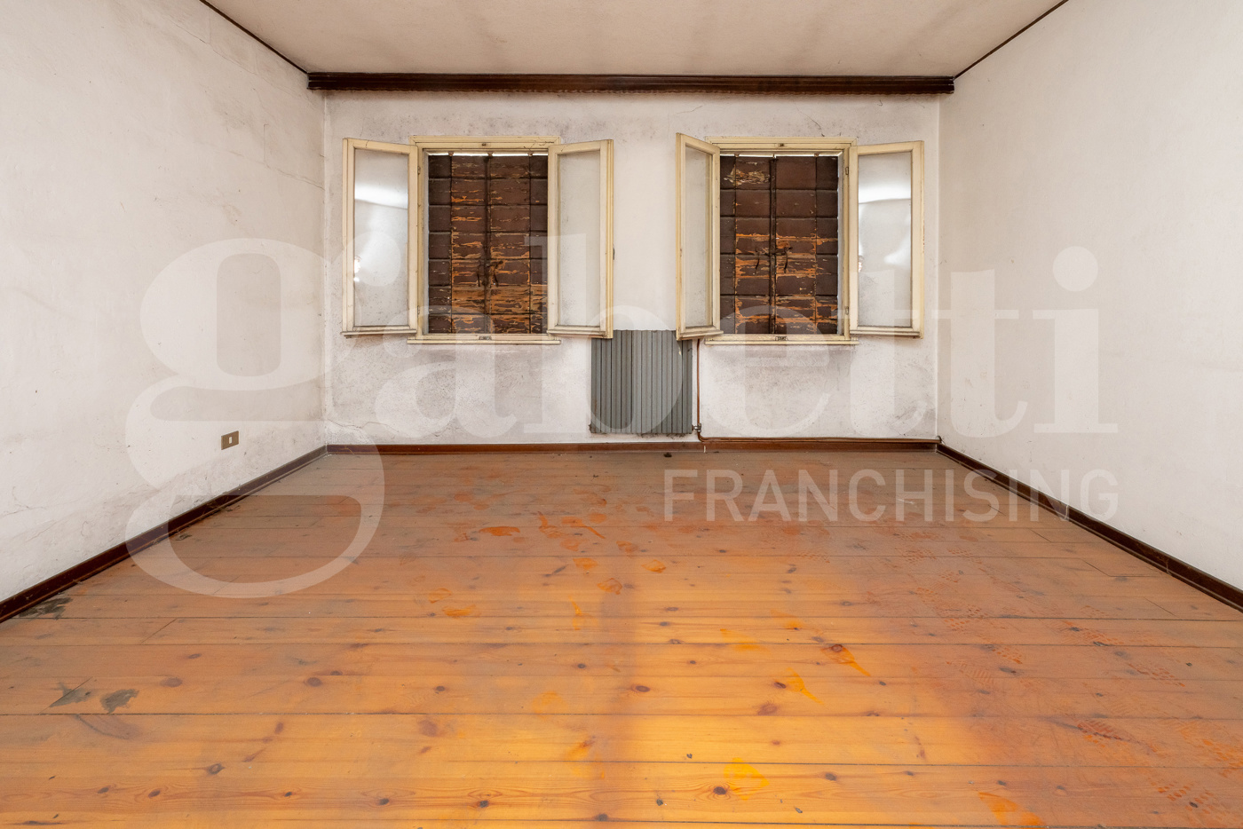 Stabile/Palazzo in vendita a Tribano