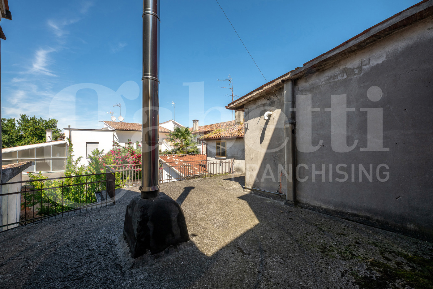 Stabile/Palazzo in vendita a Tribano