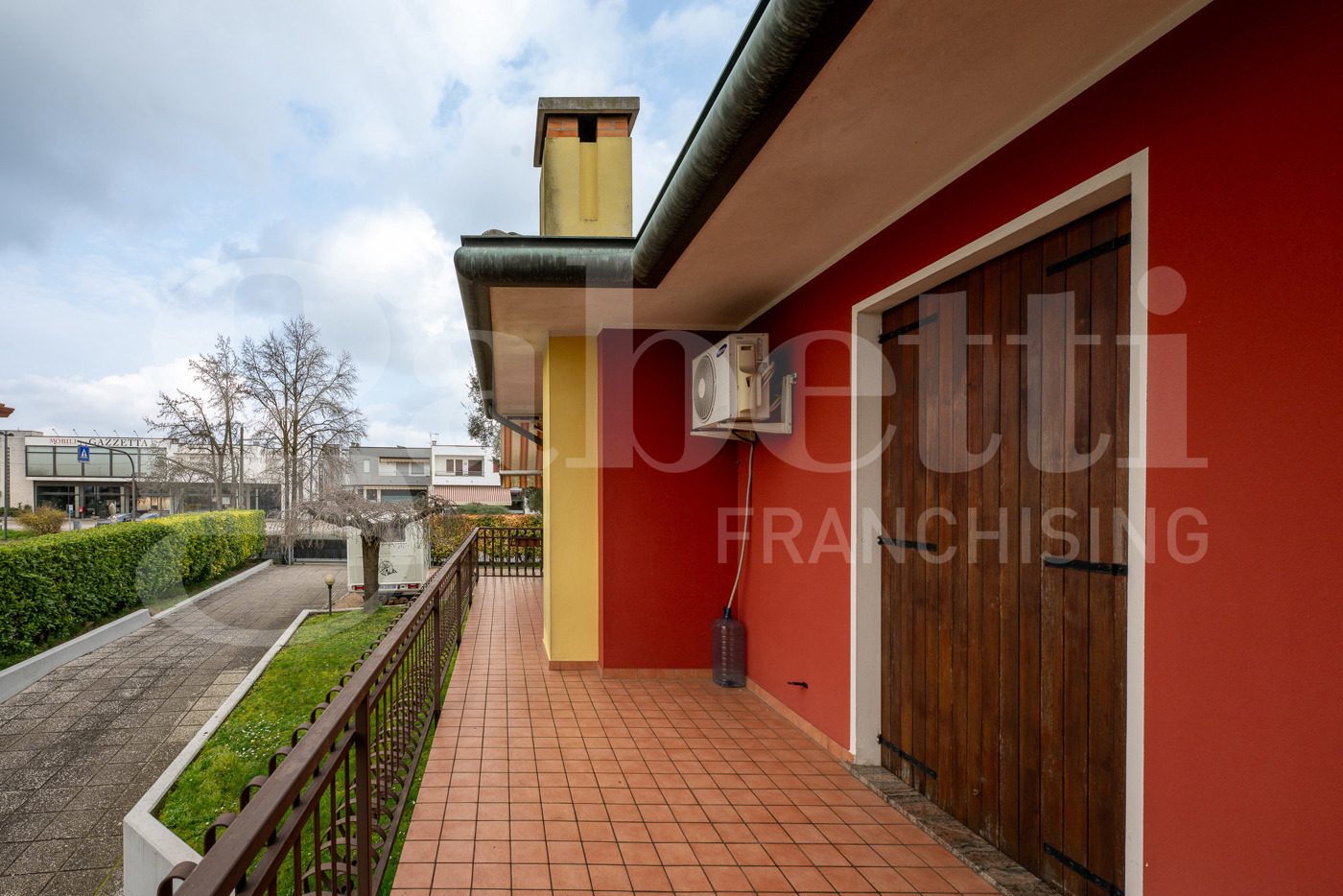 Villa con giardino a Tribano