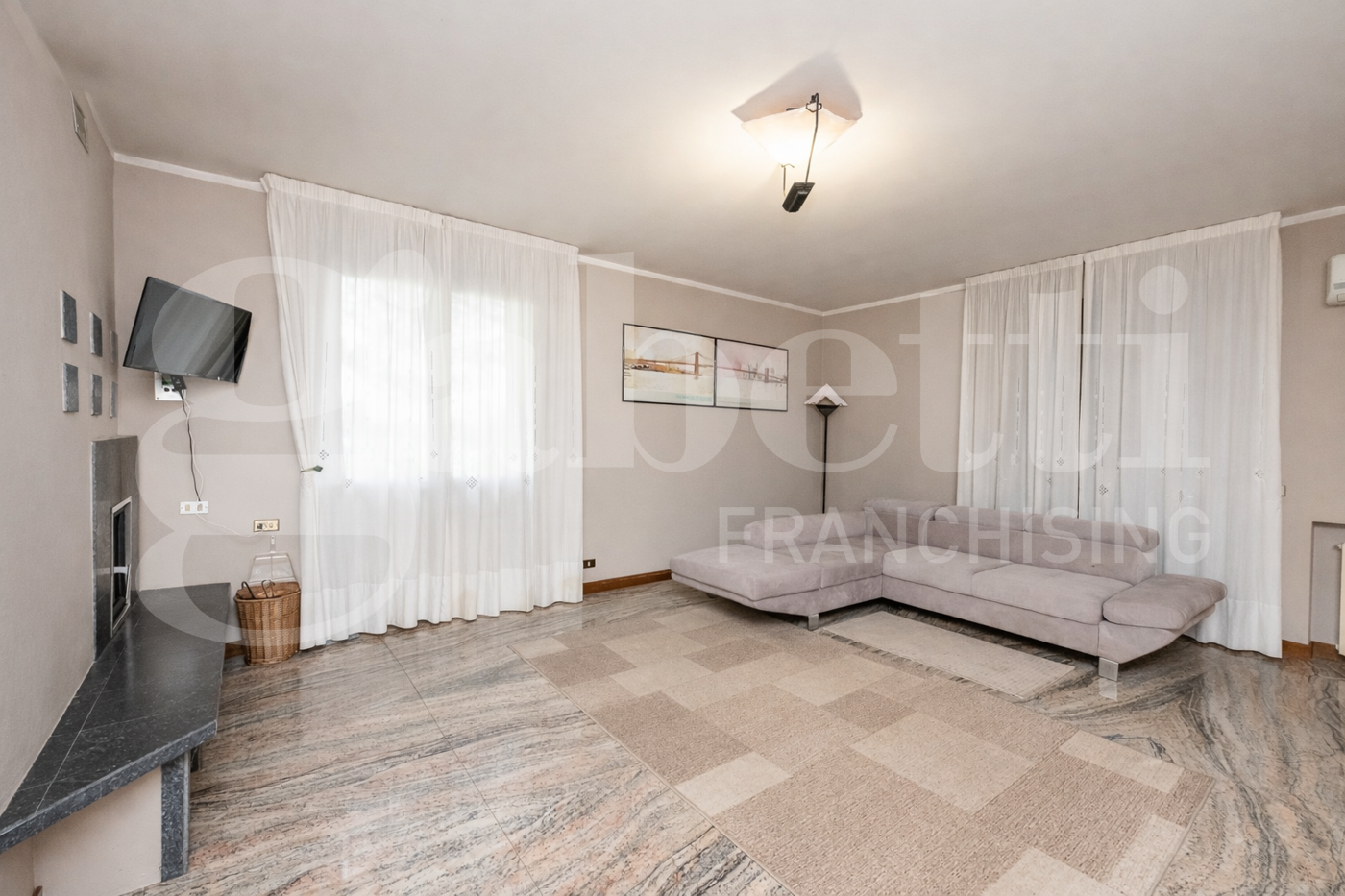 Villa con giardino a Tribano