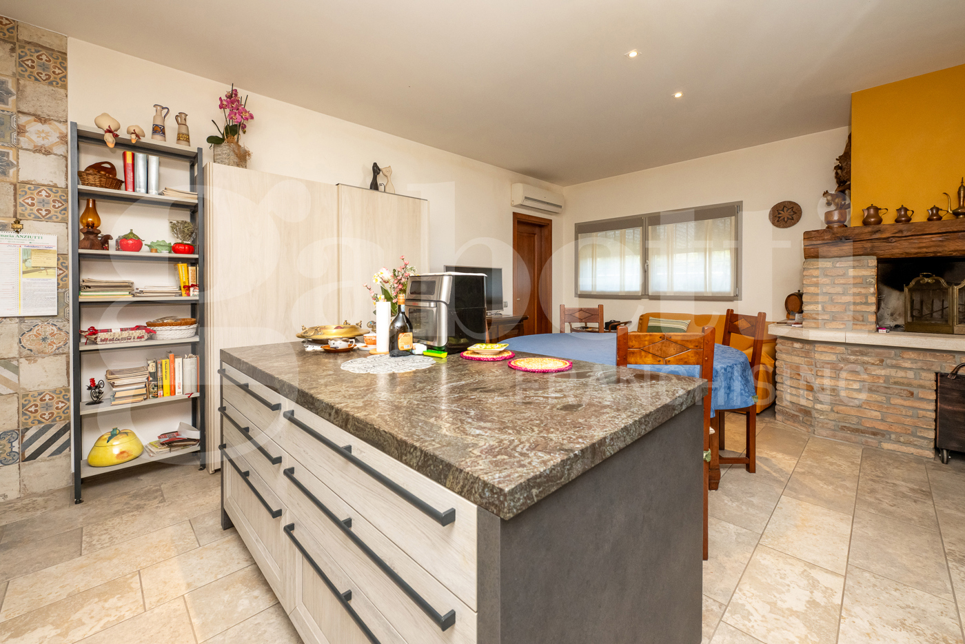 Villa con giardino a Tribano