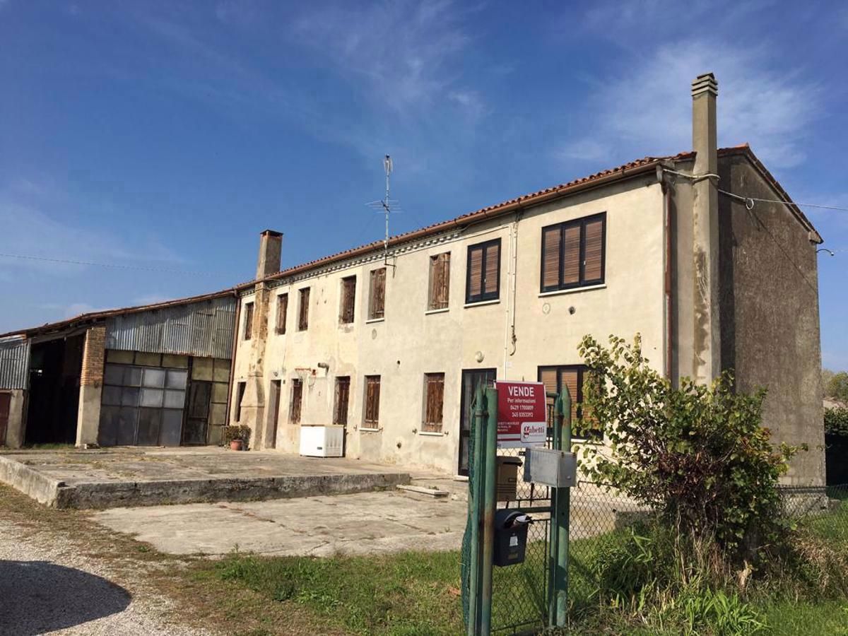 Casa indipendente con giardino a Monselice