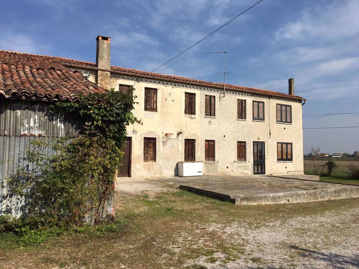 Casa indipendente con giardino a Monselice