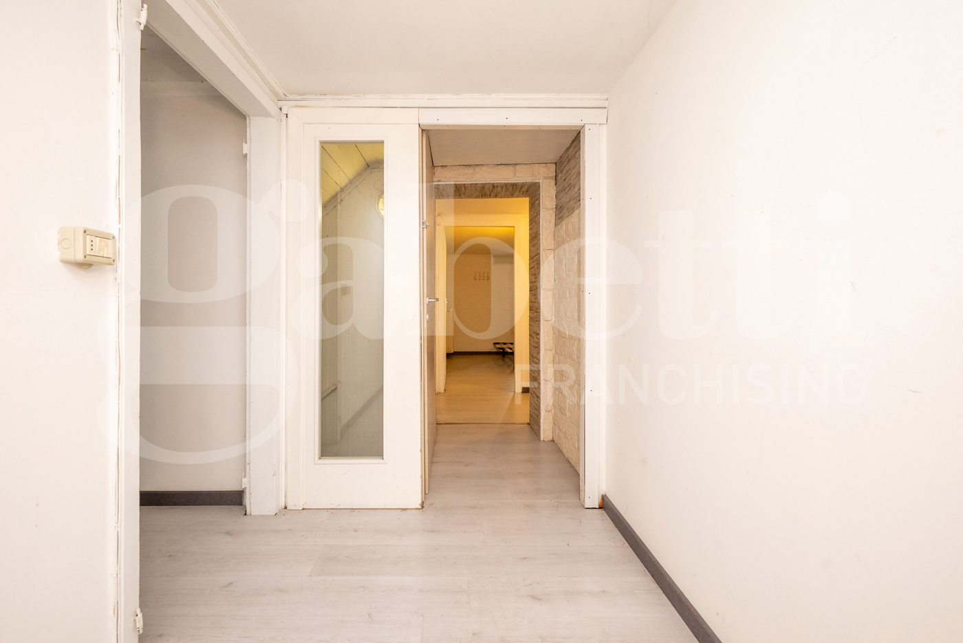 Stabile/Palazzo con box doppio a Baone