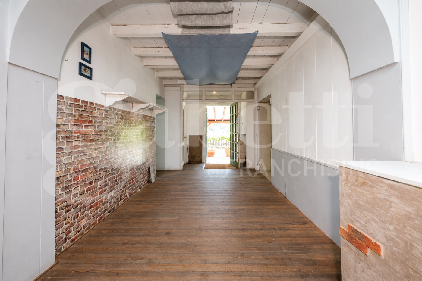 Stabile/Palazzo con box doppio a Baone