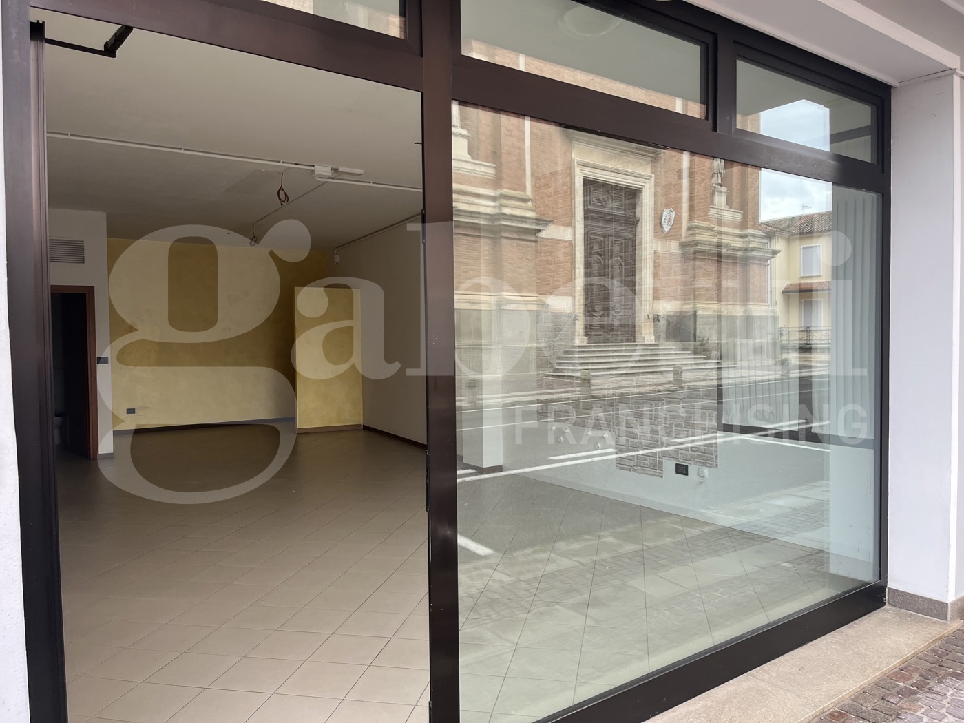 Negozio in affitto a Pozzonovo