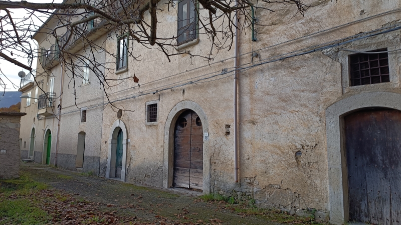 Casa indipendente con giardino a Castelpetroso