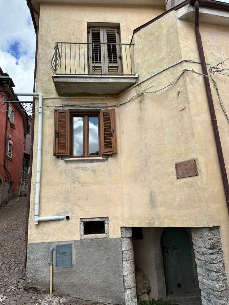 Casa indipendente ristrutturata a Miranda