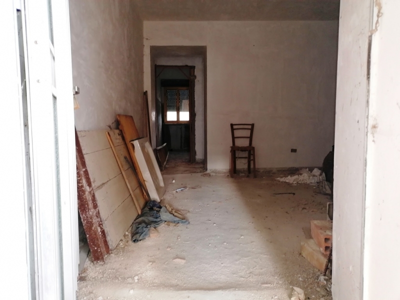 Casa indipendente con giardino a Sessano del Molise