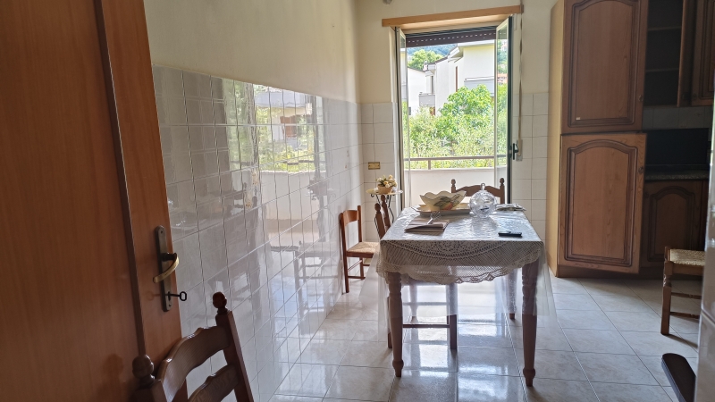 Villa con giardino a Pesche