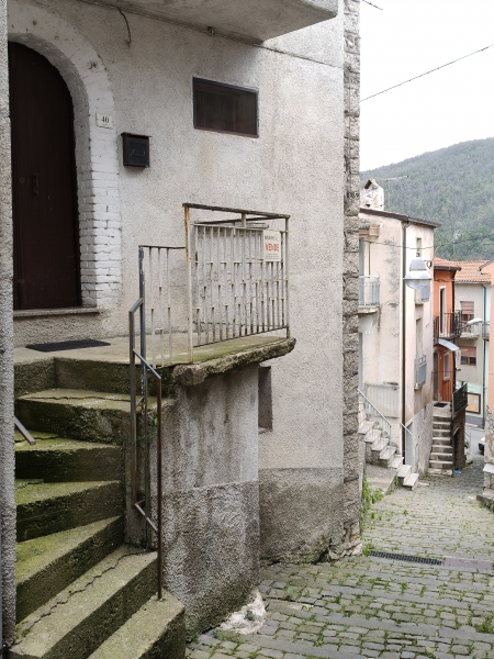 Casa indipendente con giardino a Carpinone