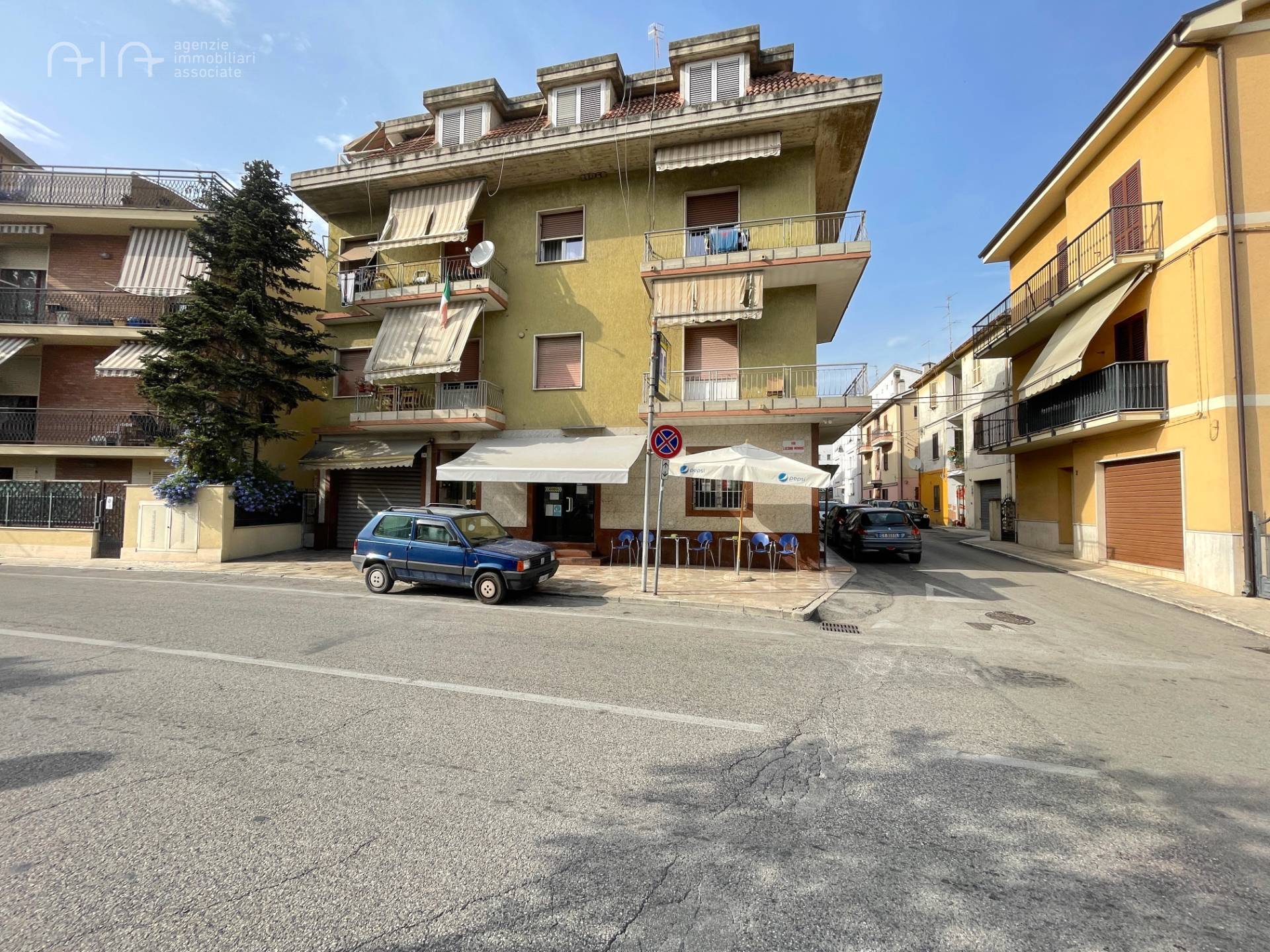 Locale commerciale in vendita, San Benedetto del Tronto residenziale nord (al di sopra della ss16)