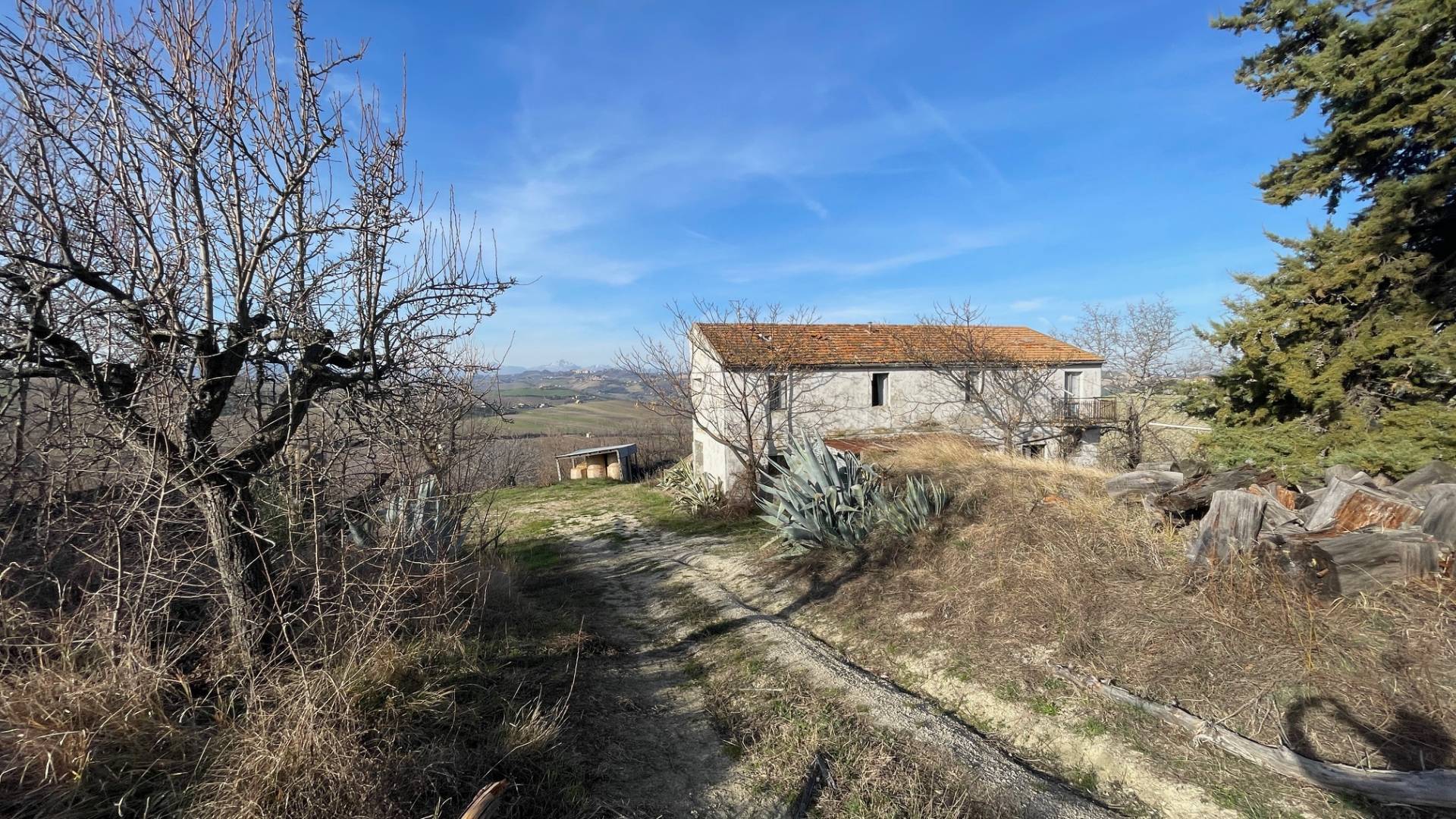 Casale Colonico Rustico in vendita a Ripatransone