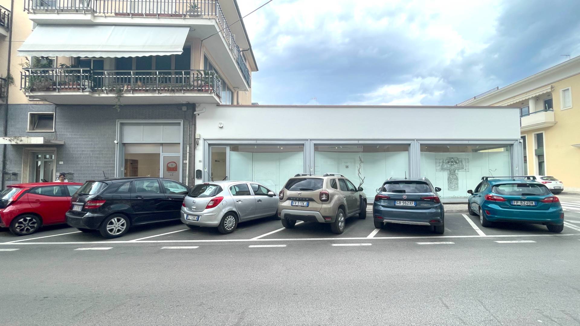 Locale Commerciale in affitto a San Benedetto del Tronto, Centralissima