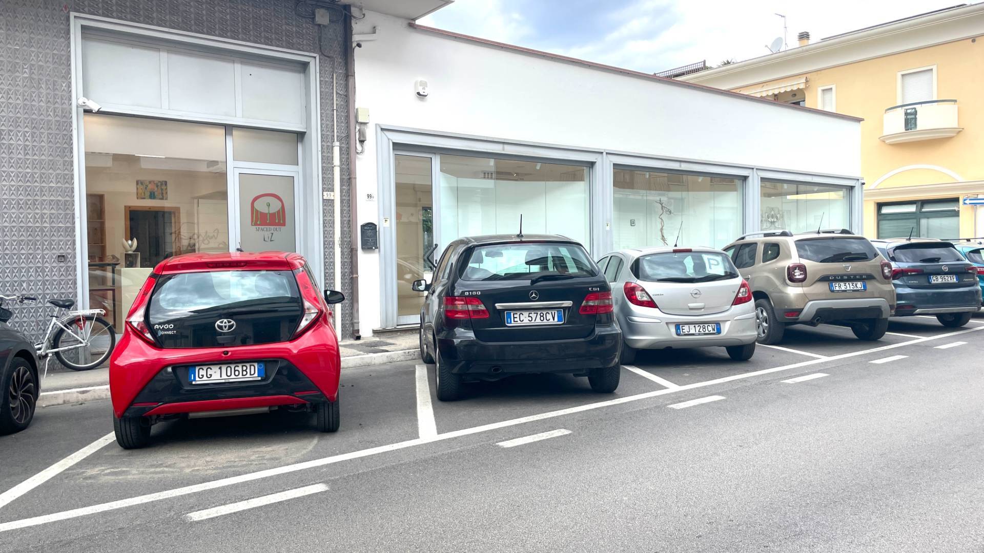 Locale Commerciale in affitto a San Benedetto del Tronto, Centralissima