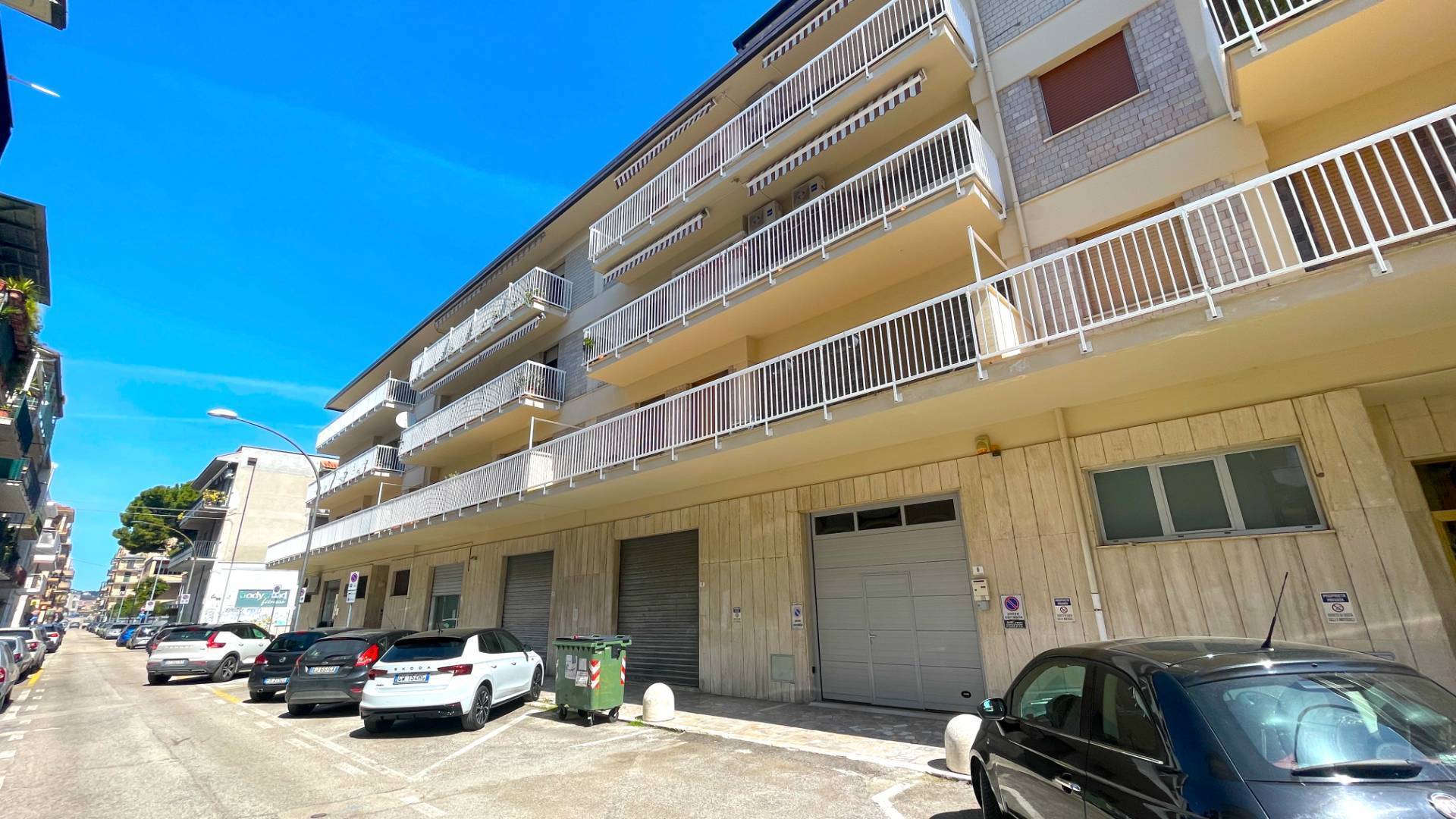 Garage / Autorimessa / Box in vendita a San Benedetto del Tronto, Centralissima