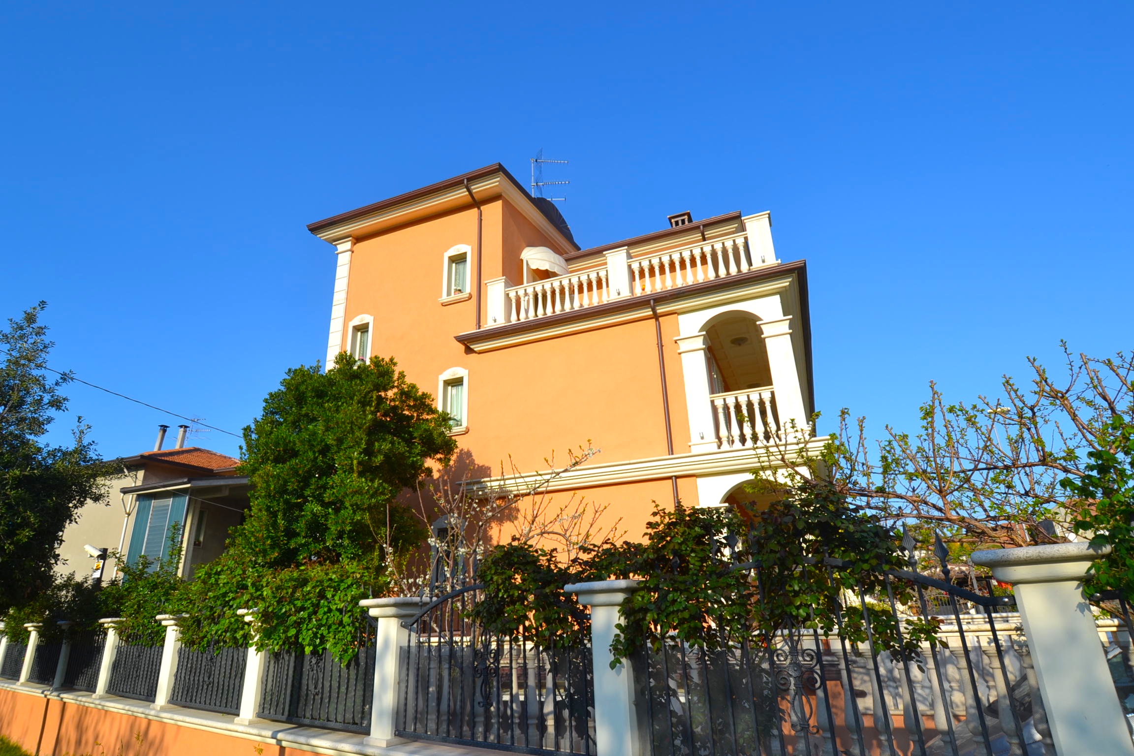 Villa singola in vendita a Martinsicuro, Villa Rosa (zona A Sud Del Centro)