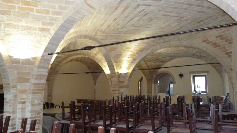 Casale Colonico Rustico in vendita a Fermo