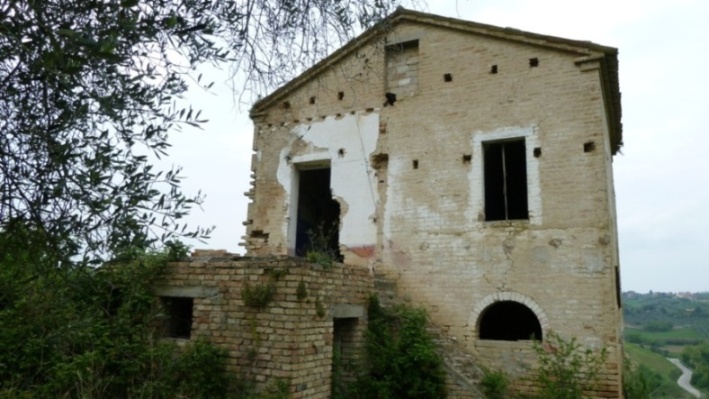 Casale Colonico Rustico in vendita a Monsampolo del Tronto, Collinare