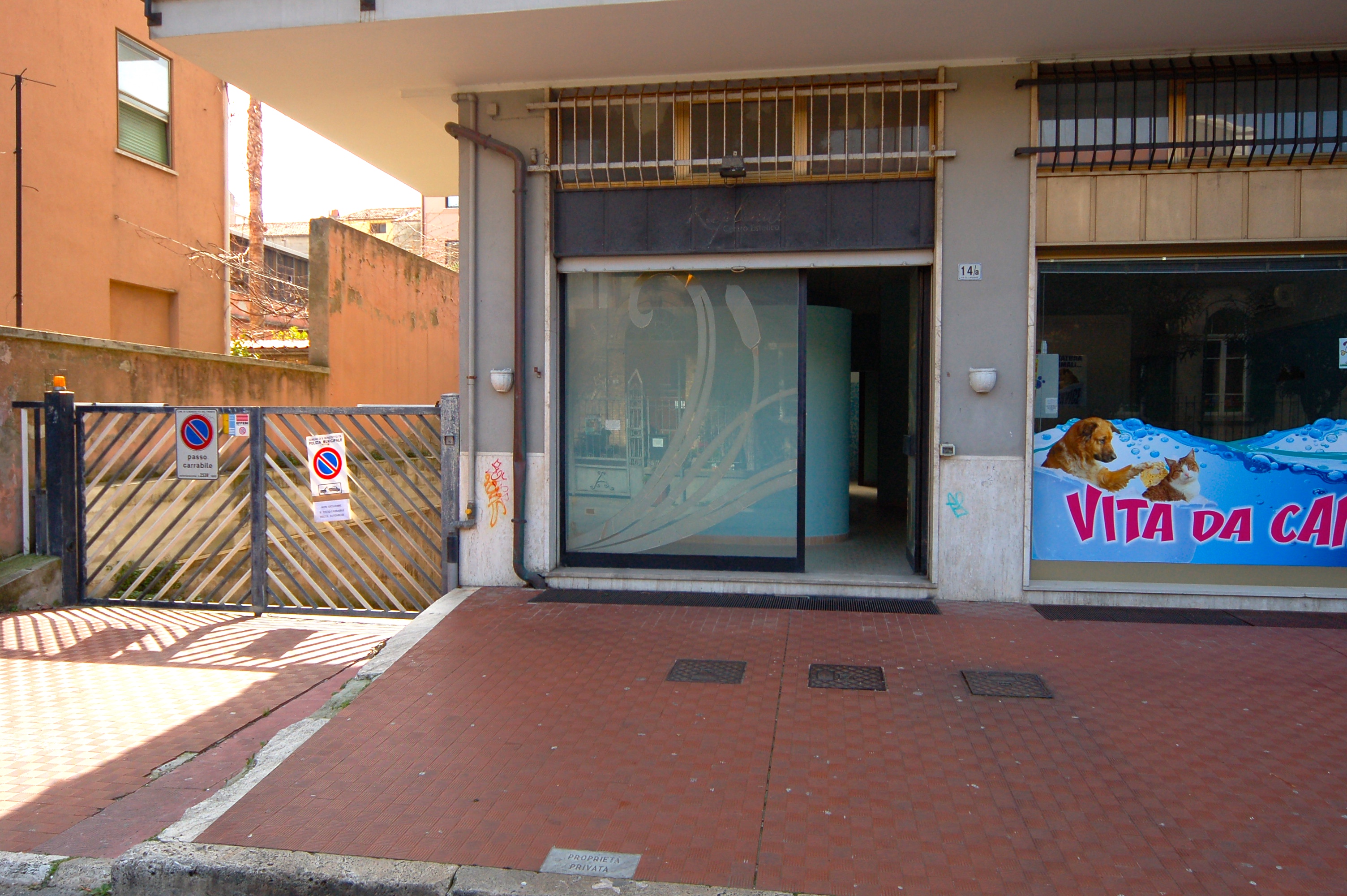 Locale Commerciale in vendita a San Benedetto del Tronto, Centralissima