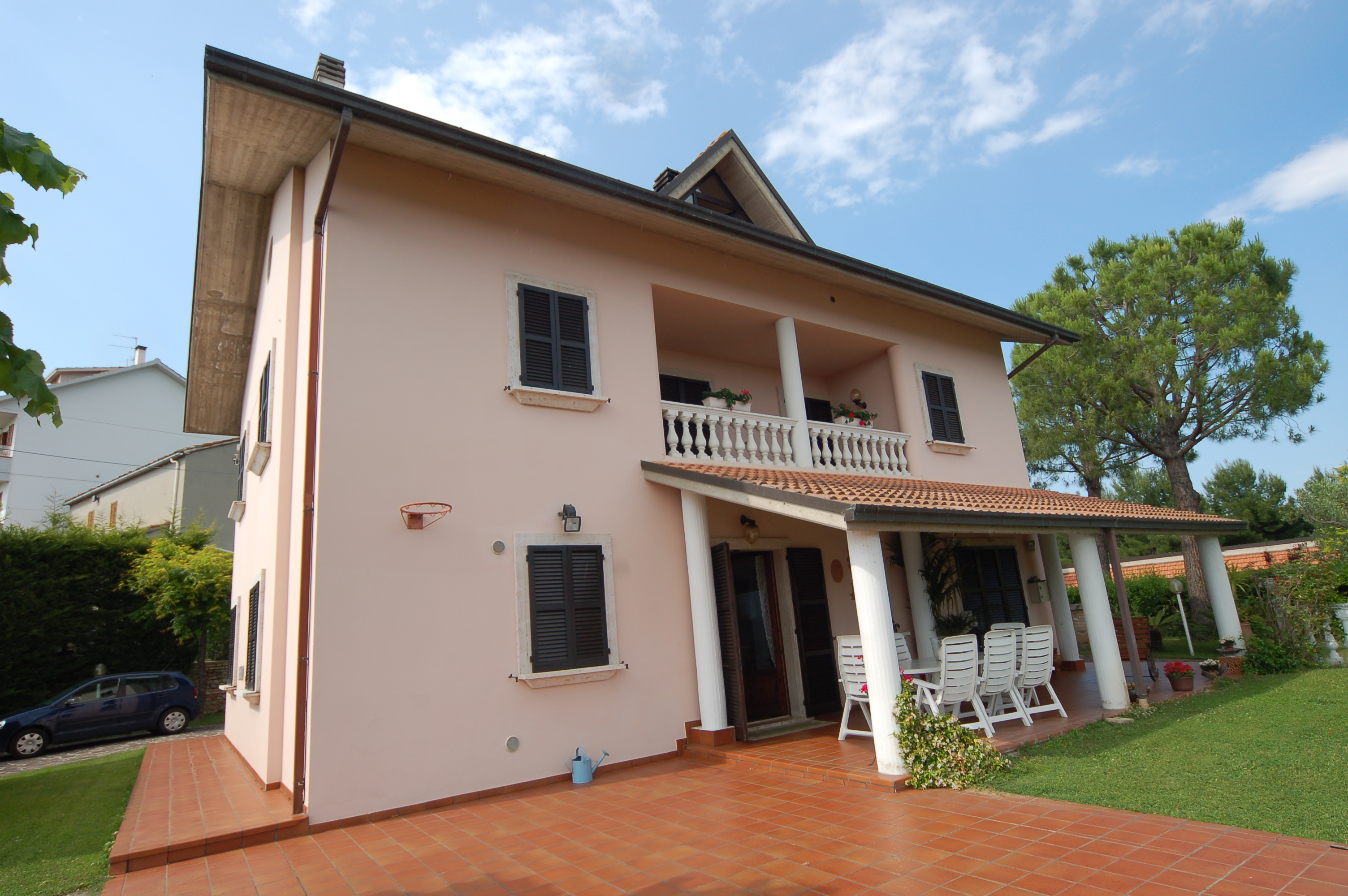 Villa singola in vendita a Colli del Tronto, Centrale / Centro Storico